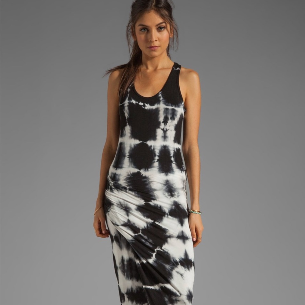 SASSY MAXI IN BLACK CROSS HATCH